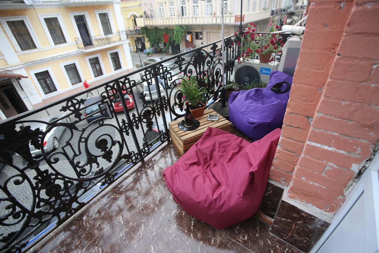 Lilus Hostel Μπατούμι Εξωτερικό φωτογραφία